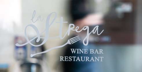 Wine Bar Restaurant La Strega