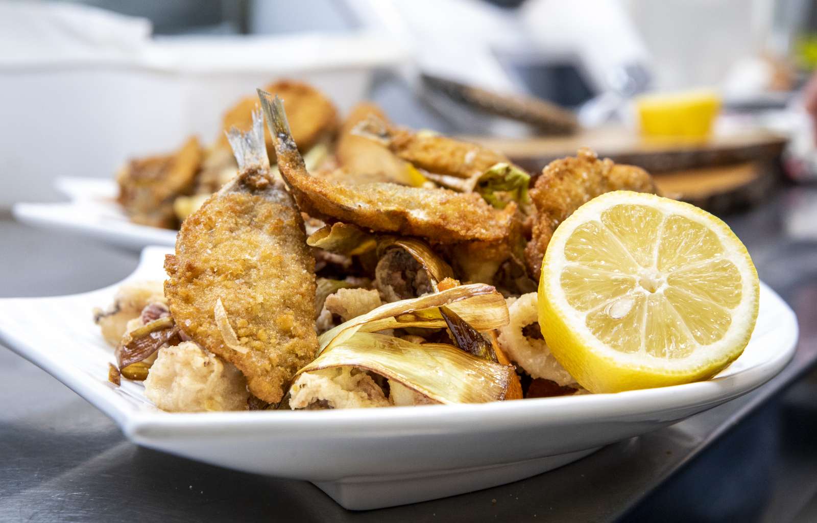 Mini fritto di pesce per l'apericena a La Strega di Aosta